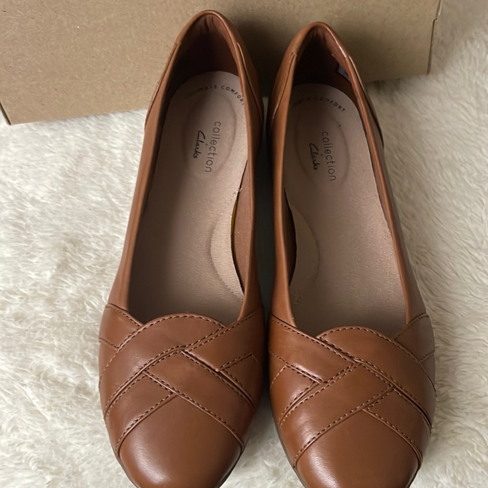 Clarks Brown Flats